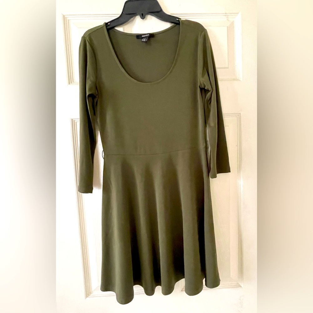 Forever 21 Women’s Long Sleeve Dress Olive Green Sz Medium
